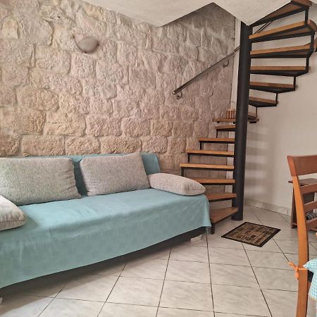 Apartment Tonka Трогір Екстер'єр фото