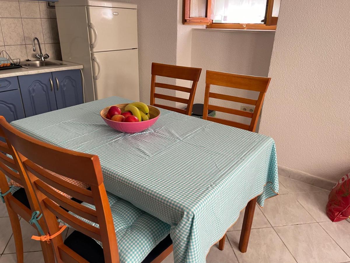 Apartment Tonka Трогір Екстер'єр фото